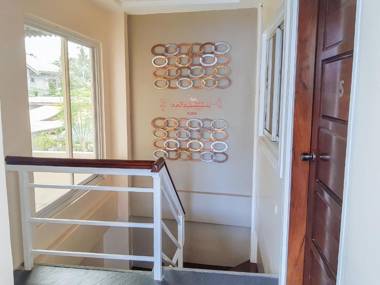 RedDoorz @ Caimito Drive Dampas