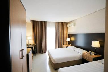 The Lake Hotel Tagaytay