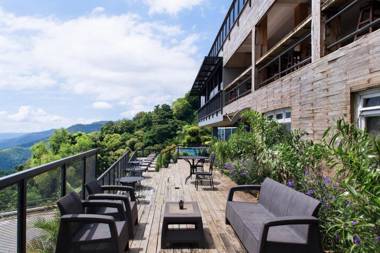 Casa Alegria Bed and Breakfast Tagaytay by Cocotel