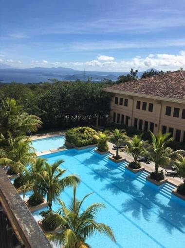Taal Lake Staycation in Splendido-Lily Vacation