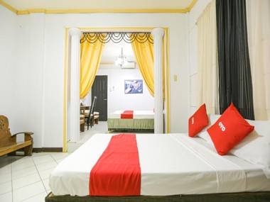 OYO 784 Laura's Garden Resort