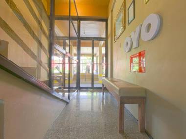 OYO 792 Wil's Suites