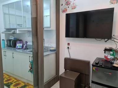 Cool at Wind Residences with Free Parking on Site