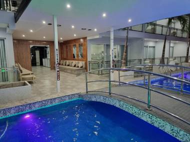 Chequers Suites
