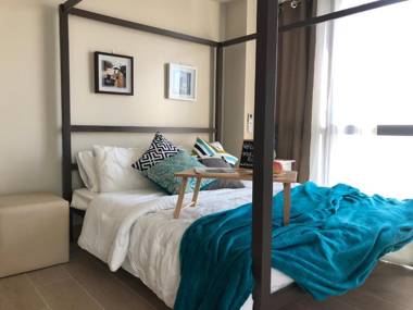 37Z One Eastwood Avenue