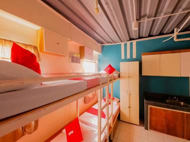 Vaccinated Staff - OYO 809 Crowne One Condo