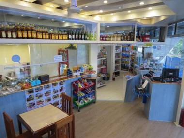 Alon Travelers Lodge