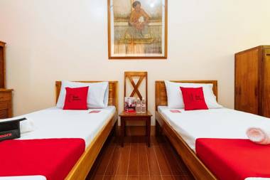 RedDoorz @ Wescom Road