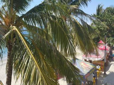 White Beach Resort Bar & Restaurant