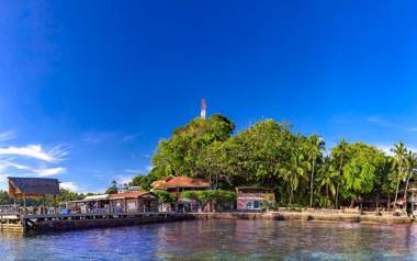 El Galleon Dive Resort With Asia Divers