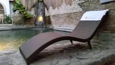 Simon Heritage Resort