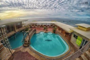 GingGing Hotel And Resort