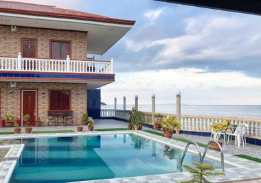 RedDoorz Plus @ Billy's Resort Oslob