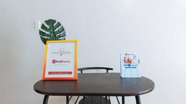 RedDoorz Plus @ Billy's Resort Oslob