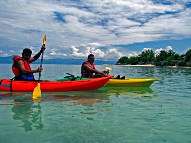 Dolphin House Resort Moalboal