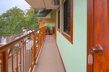 Vaccinated Staff - OYO 788 Lisa's Guesthouse