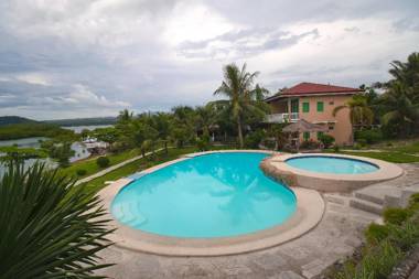 OYO 674 Sea Forest Beach Resort