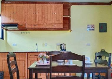 RedDoorz @ Kojie Guest House Moalboal