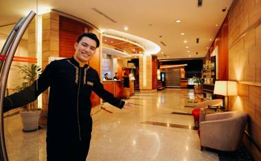 Greenhills Elan Hotel Modern