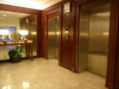 Amorsolo Mansion Hotel