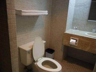 Amorsolo Mansion Hotel