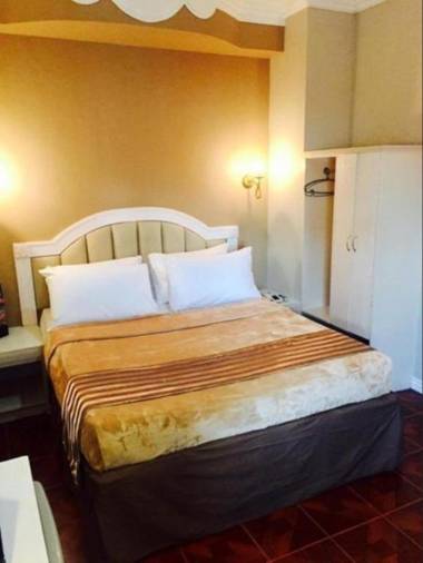 Urban Travellers Hotel