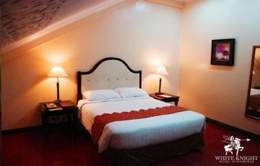 White Knight Hotel Intramuros