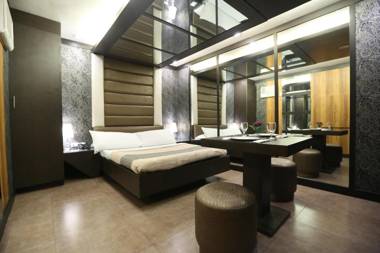 Victoria Court North EDSA Motorist Lodge