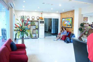 Siayan Travellers Inn