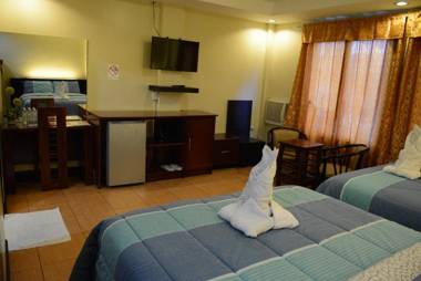Siayan Travellers Inn