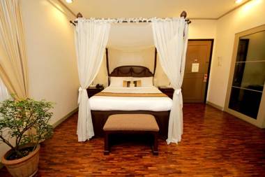 Casa Pura Inn and Suites