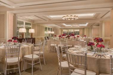 Aruga Apartments by Rockwell Makati -Staycation Approved