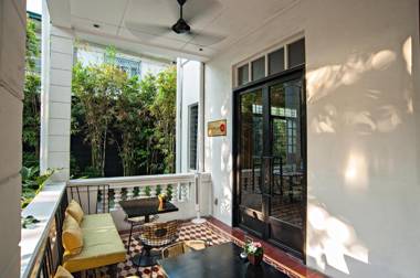 The Henry Hotel Manila