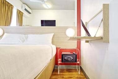 Red Planet Manila Amorsolo