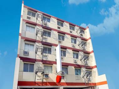 Vaccinated Staff - OYO 859 City Stay Inns Pasong Tamo