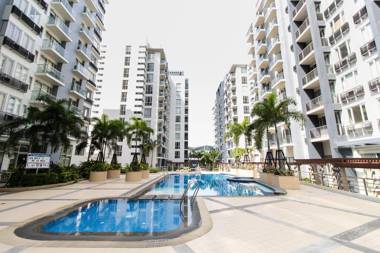 One Palm Tree Condo at Manila Airport T3 by Beth