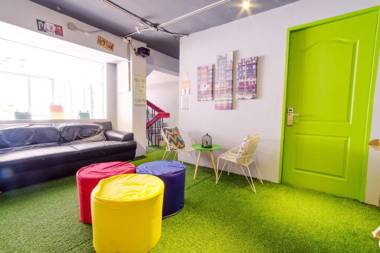 ZEN Hostel Danlig St. Makati