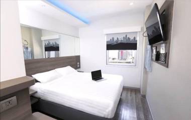 Red Planet Manila Binondo