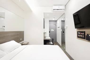 Red Planet Aurora Boulevard