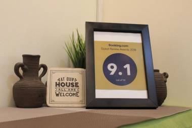 Laureano di Trevi Tower 2 by CTB