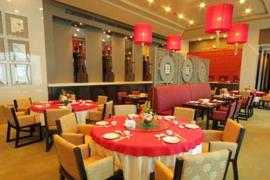 The Alpha Suites - Multiple-Use Hotel