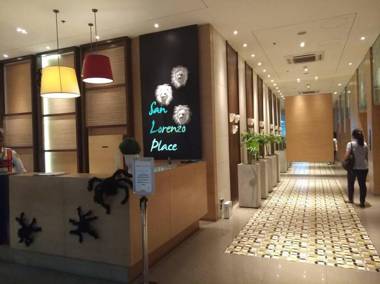 1 br. Condo -EDSA Makati