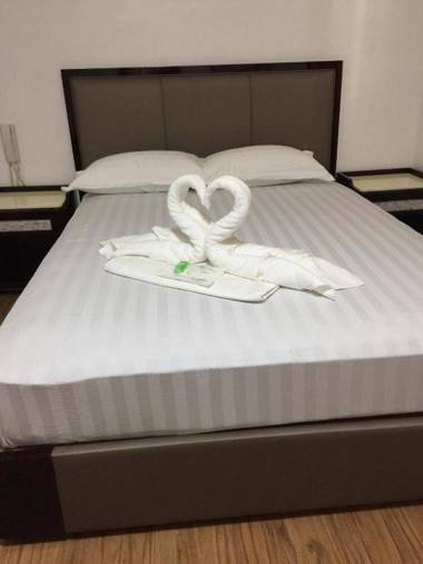 Meaco Royal Hotel - Tayuman