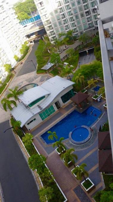 Ameer Condotel @ Parkside Villa