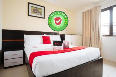 RedDoorz Plus Evangelista Street Makati