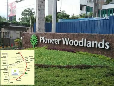 Condoluxe Pioneer Woodlands