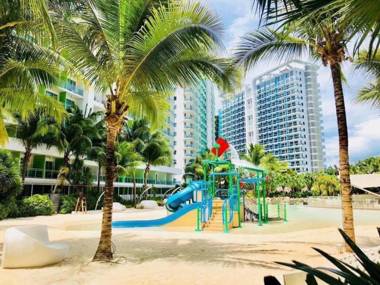 Bahamas Suites by Azure Urban Resort & Residences