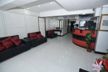 OYO 894 Cosmo Hotel P Campa Manila