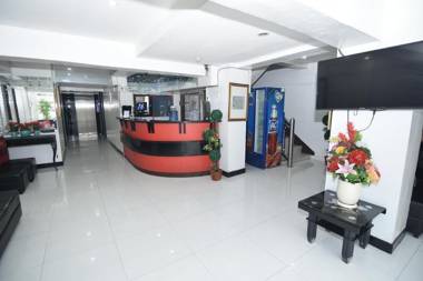 OYO 894 Cosmo Hotel P Campa Manila