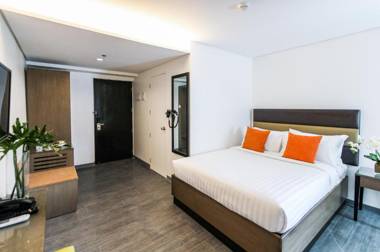 Privato Makati - Multiple Use Hotel